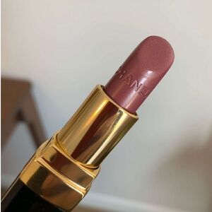 Chanel Rouge Coco Lipstick- 438 Suzanne *Discontinued*